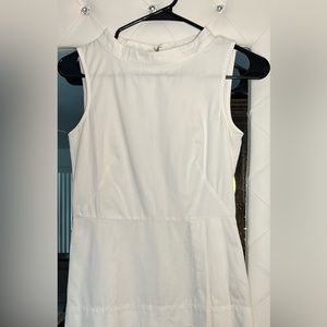 Brooks Brothers White Sleeveless Front Pleated Back ZipperTop Size 0P